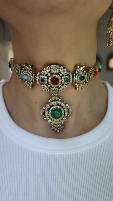 Minha Choker Set