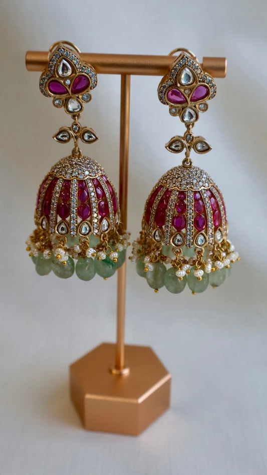 Dilraiz Jhumkas