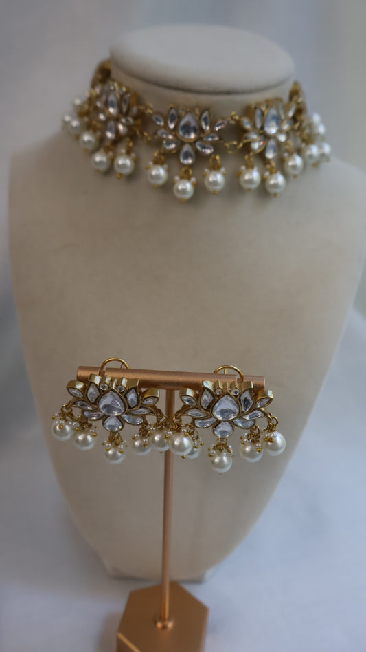 Lotus Choker Set