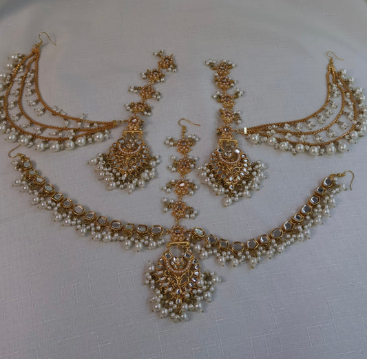 Gul Matha Patti & Earrings