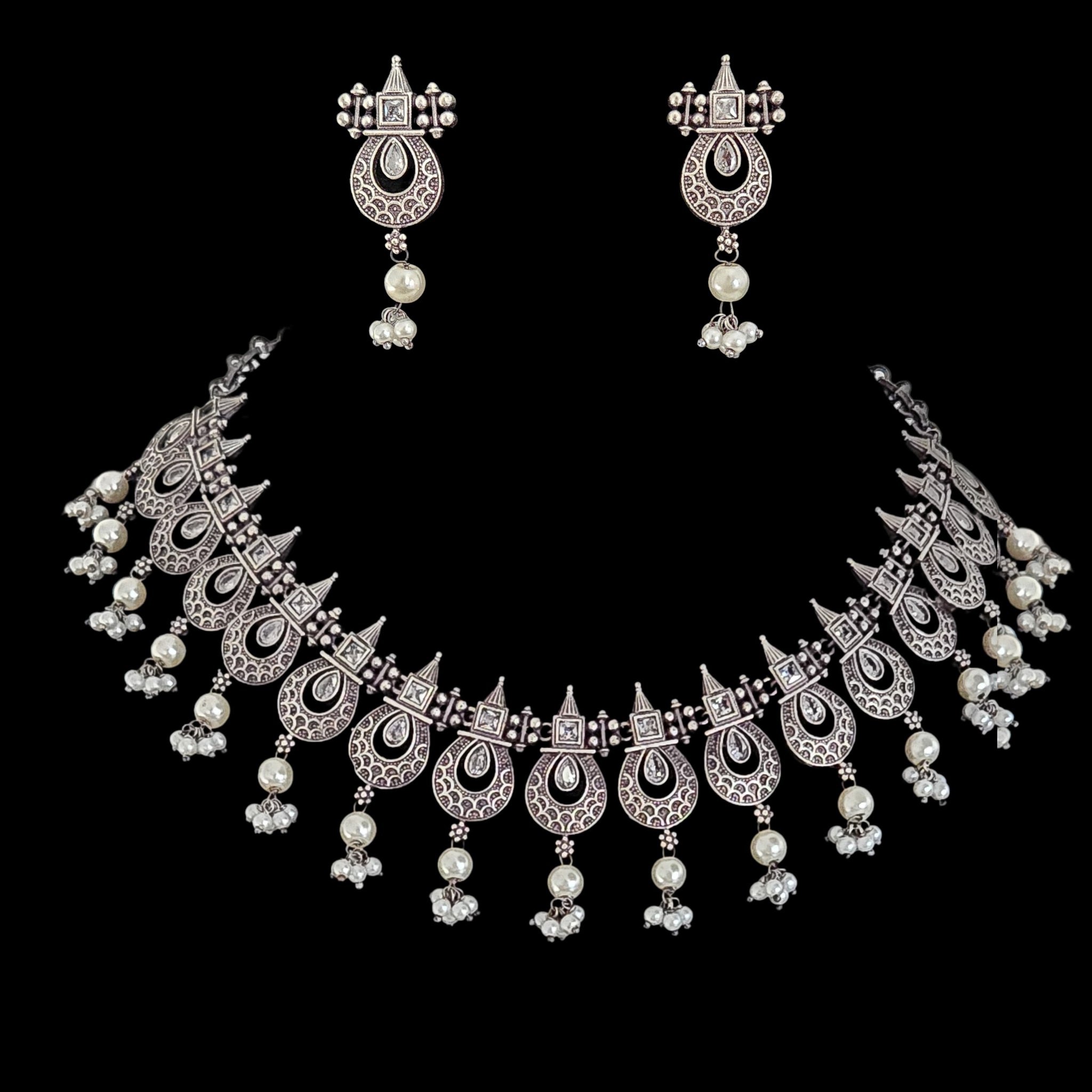 Bela Necklace set