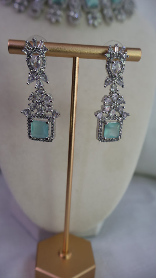 Urvi Set