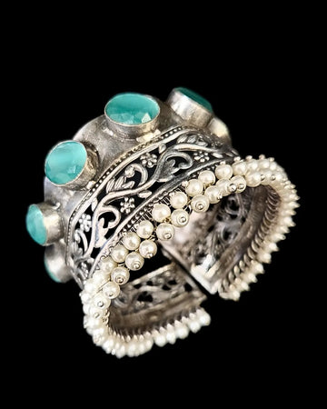 Khola Cuffs