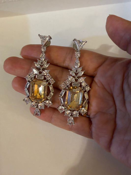 Hannah Swarovki Stone Earrings