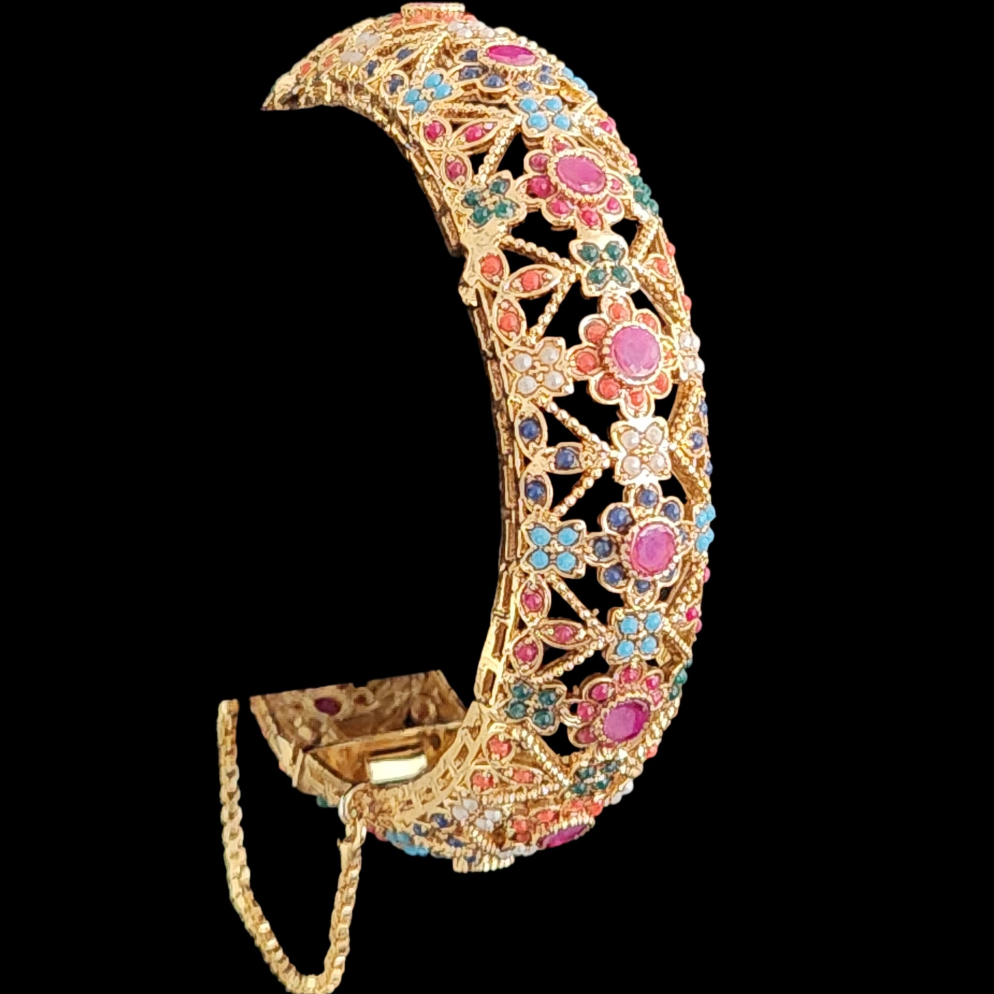 Sunaina Bangle