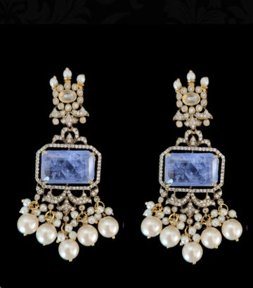 Aqsa Earrings