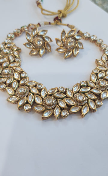 Gulnaz Kundan Set