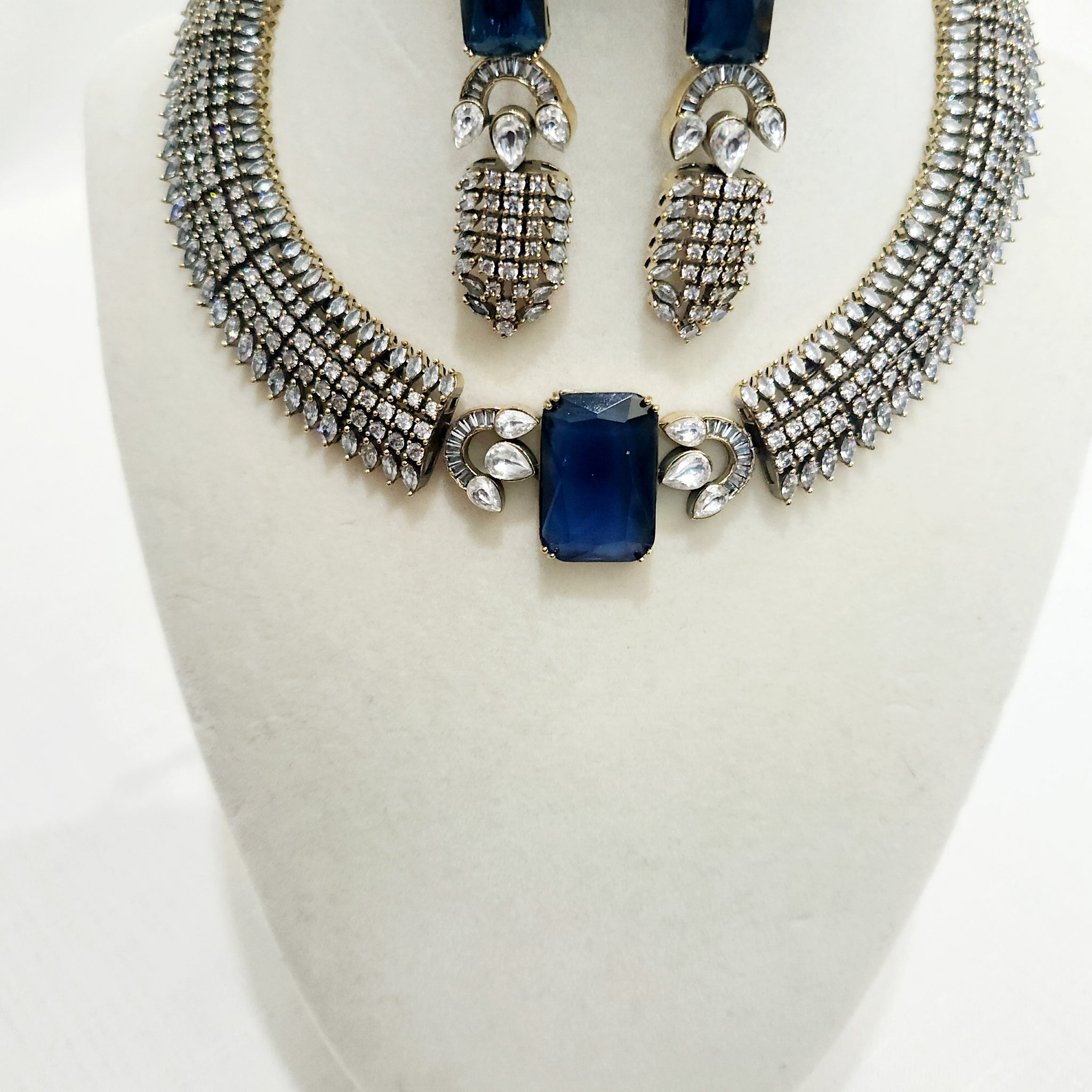 Tiffany Necklace Set