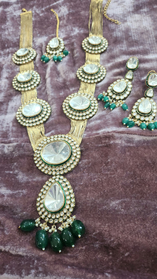 Yumna Mala Set