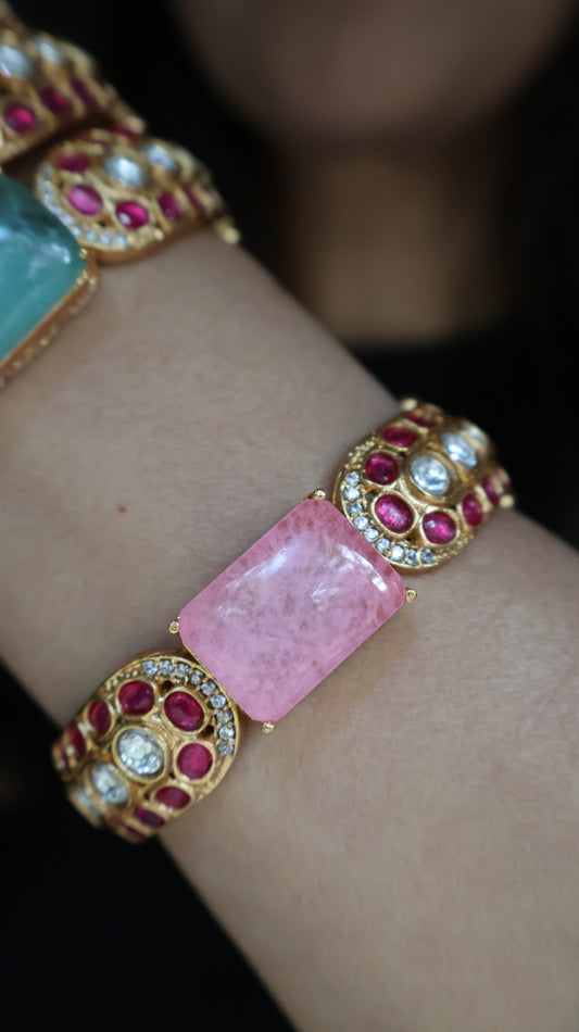Hamna Bangle