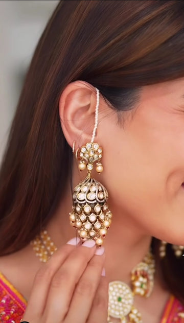 Amiri Jhumkas