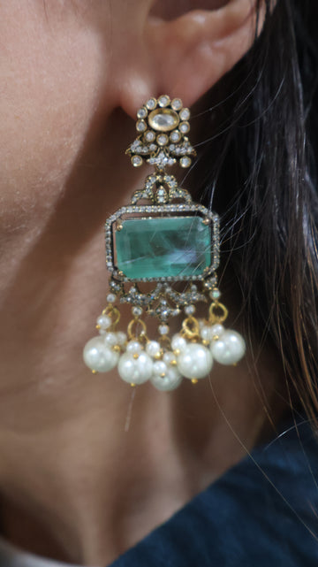Aqsa Earrings