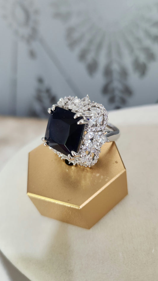 Tanaz Ring