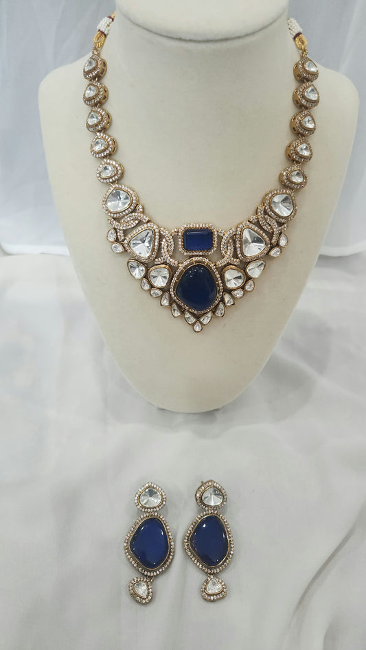 Zenat Necklace Set