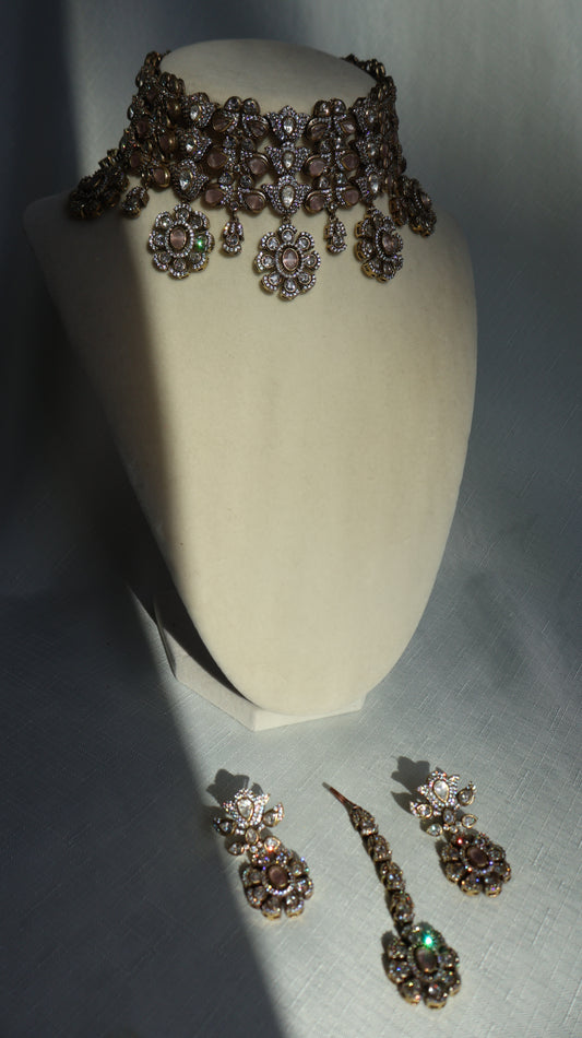Iqrah Set with Earrings & Tikka