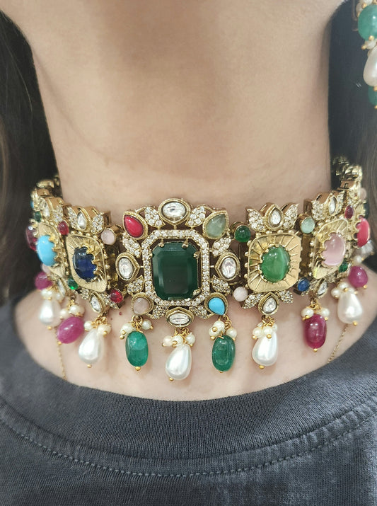 Nabiha Choker Set