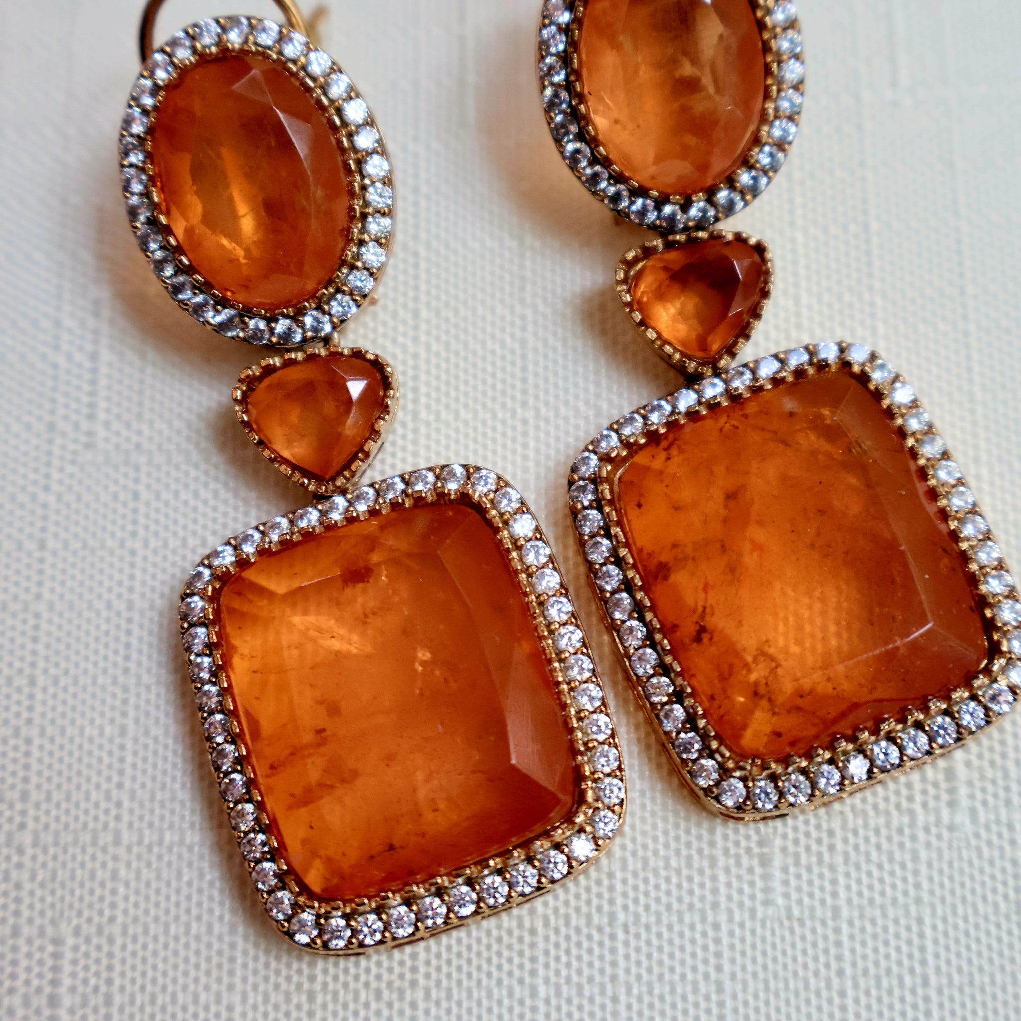 Moneza Earrings
